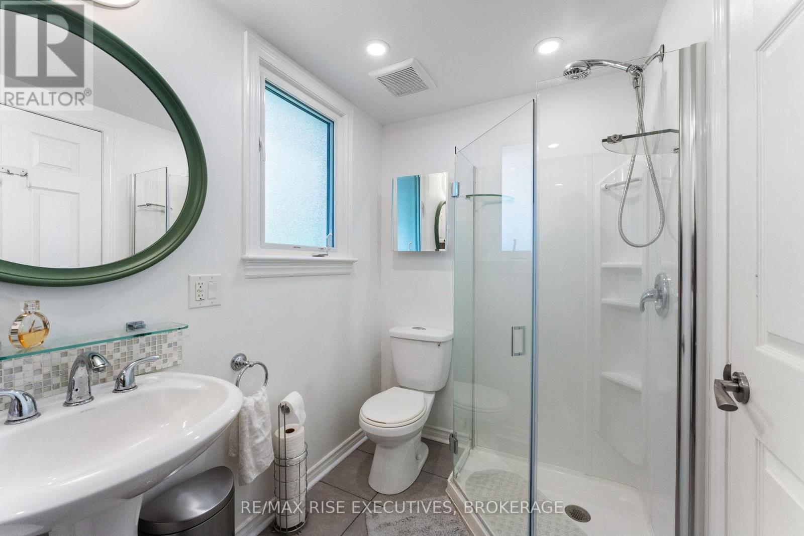 Photo 16 of 115 Fairway Hill Crescent, Kingston ON