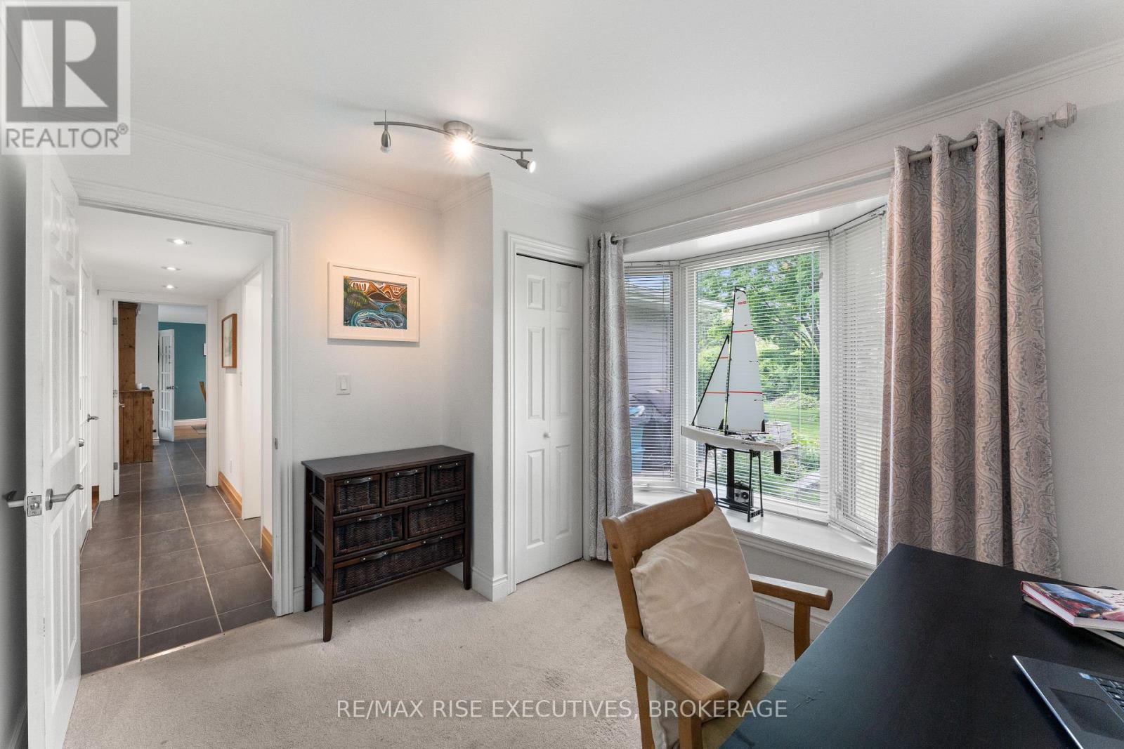 Photo 18 of 115 Fairway Hill Crescent, Kingston ON