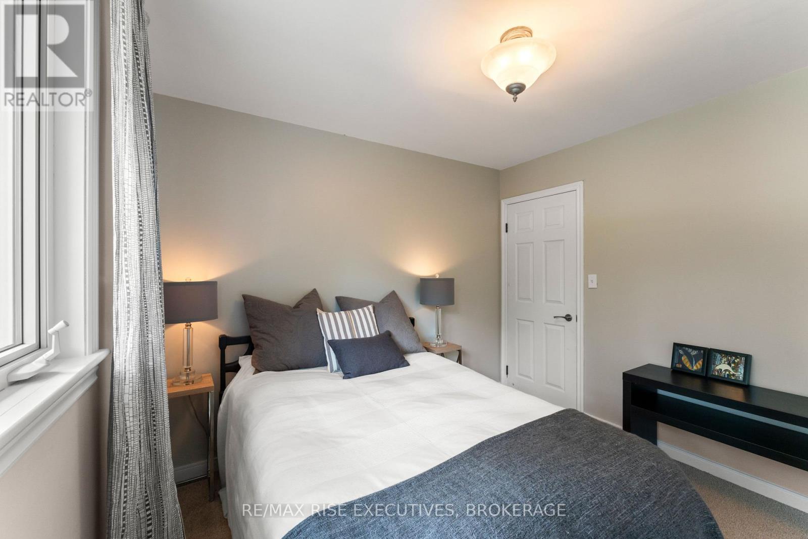 Photo 22 of 115 Fairway Hill Crescent, Kingston ON
