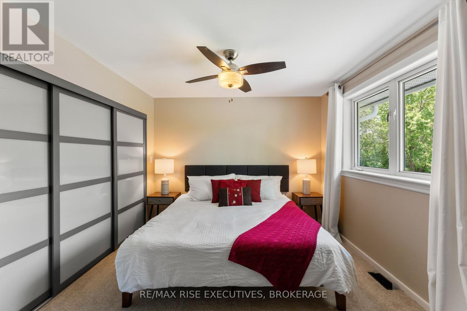 Photo 25 of 115 Fairway Hill Crescent, Kingston ON