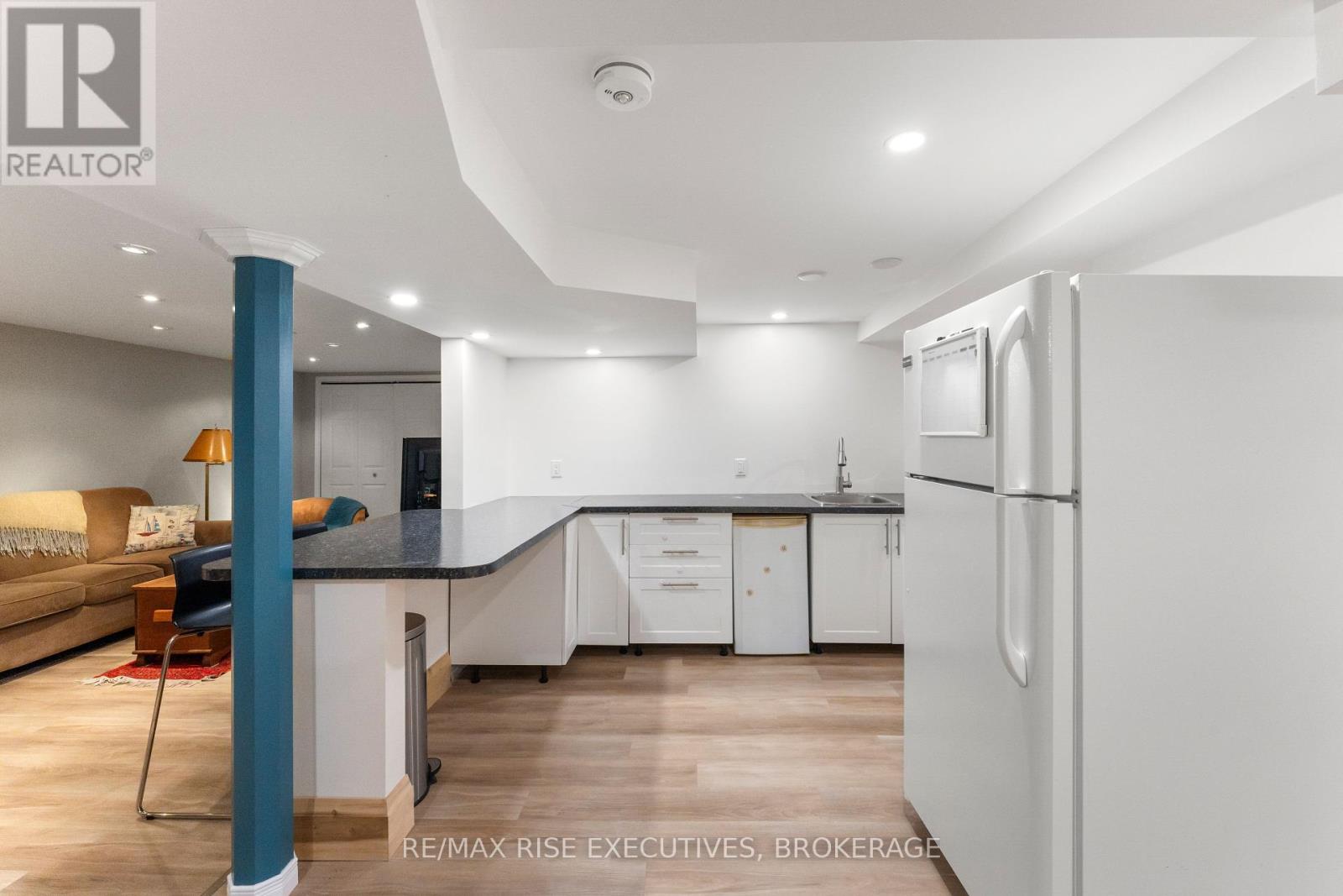 Photo 32 of 115 Fairway Hill Crescent, Kingston ON