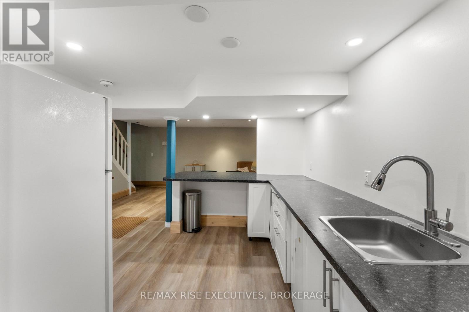 Photo 33 of 115 Fairway Hill Crescent, Kingston ON