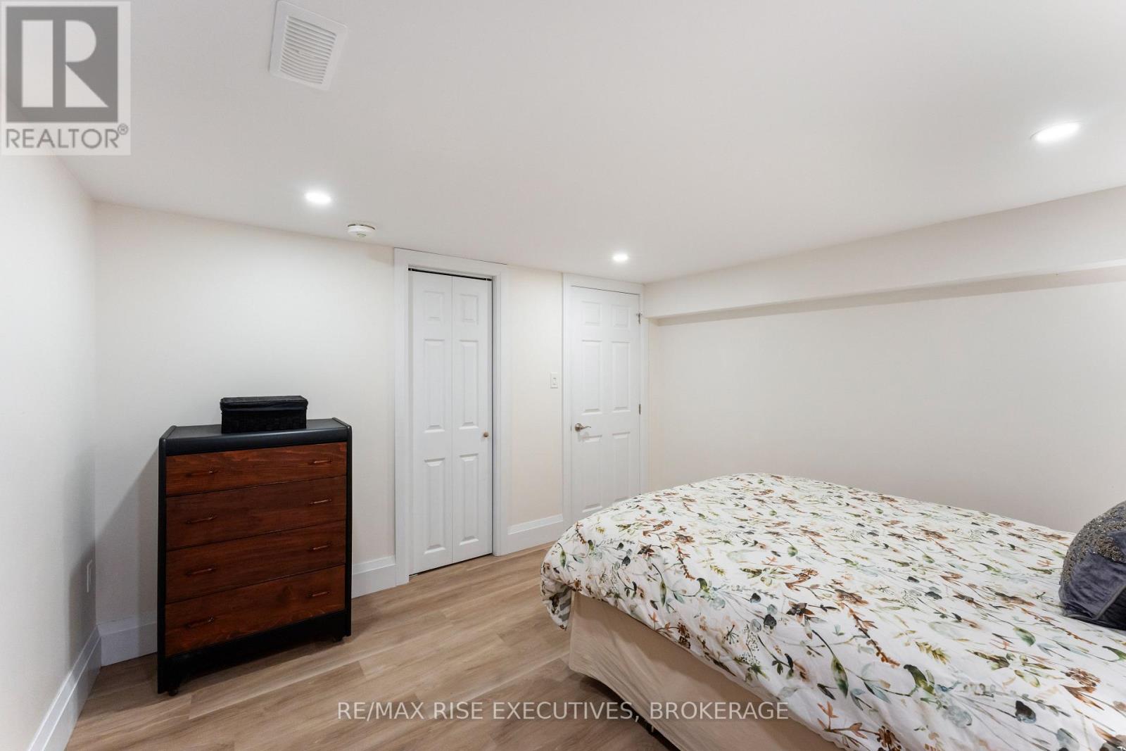 Photo 36 of 115 Fairway Hill Crescent, Kingston ON