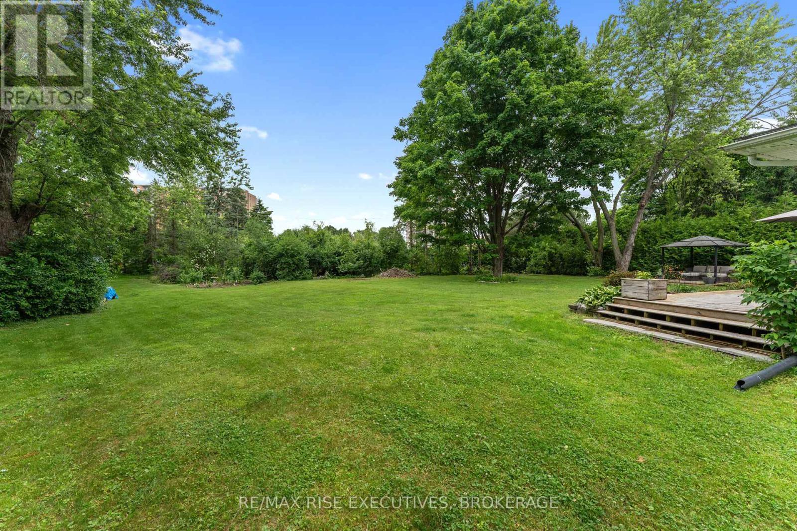 Photo 45 of 115 Fairway Hill Crescent, Kingston ON