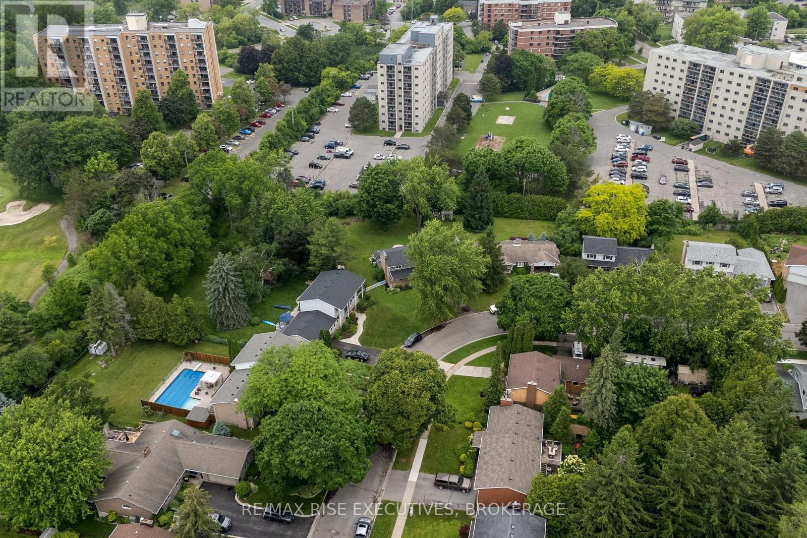 Photo 49 of 115 Fairway Hill Crescent, Kingston ON