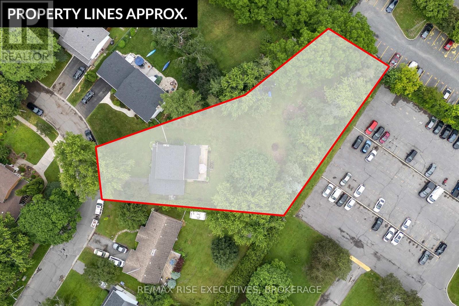Photo 50 of 115 Fairway Hill Crescent, Kingston ON
