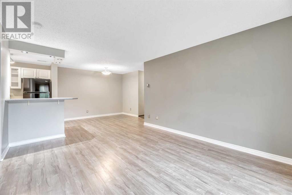 Single Family House for Sale in    Avenue SW Cliff Bungalow Calgary 