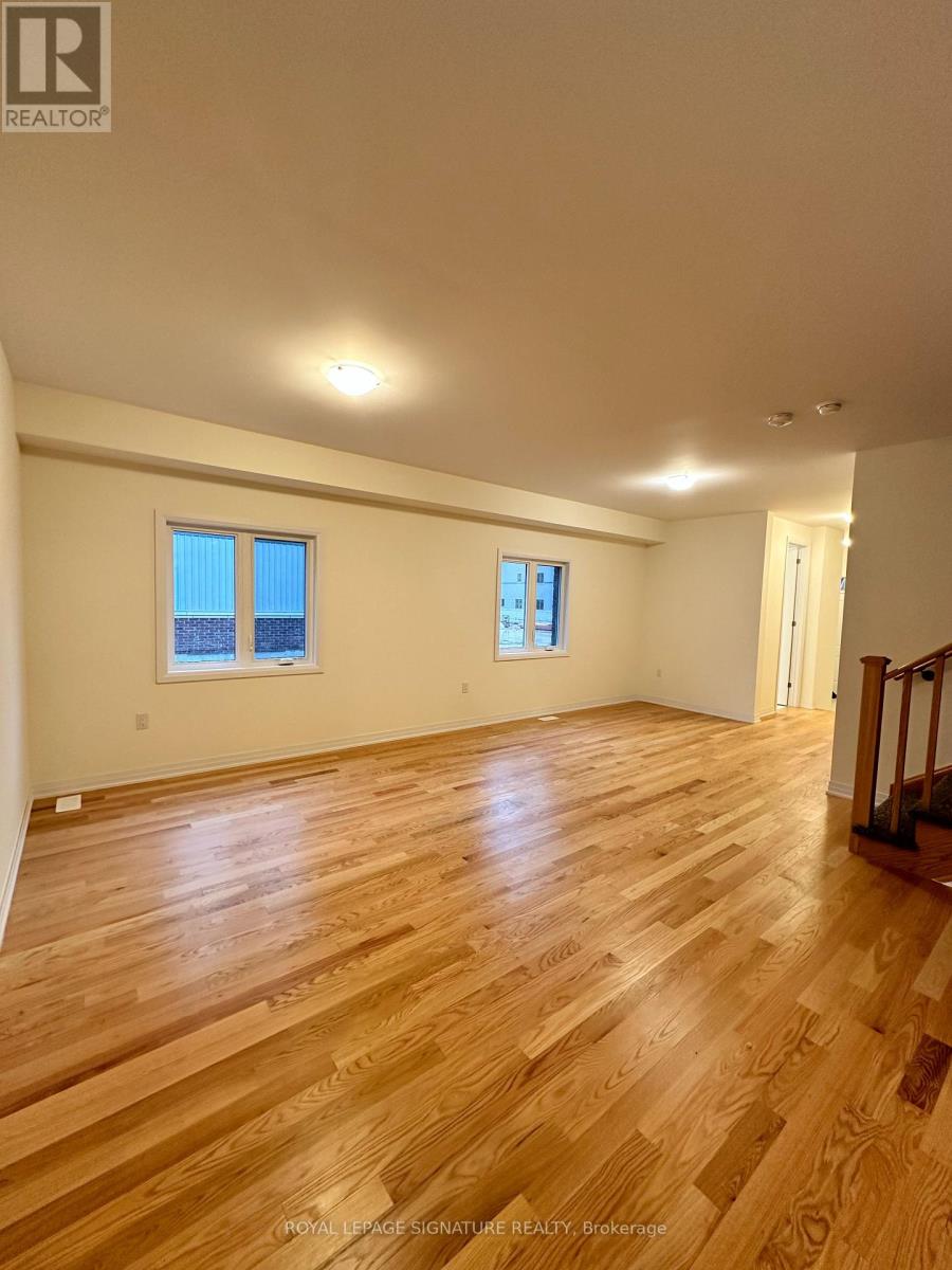 Photo 31 of 121 Dingman Street, Wellington North ON