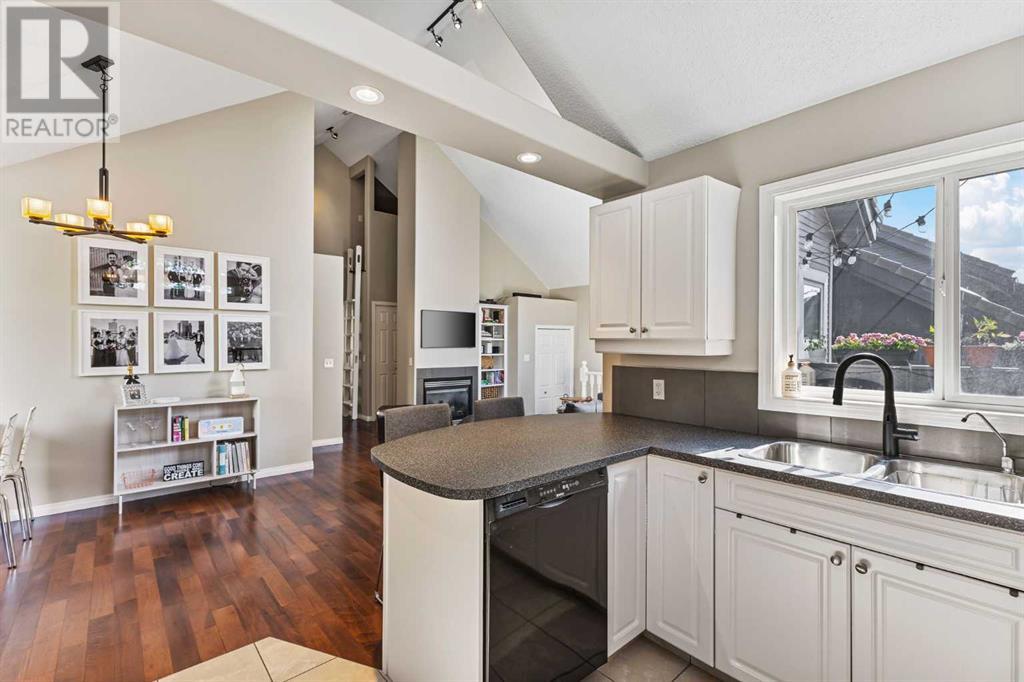 Single Family House Bungalow for Sale in    Avenue SW Christie Park Calgary 