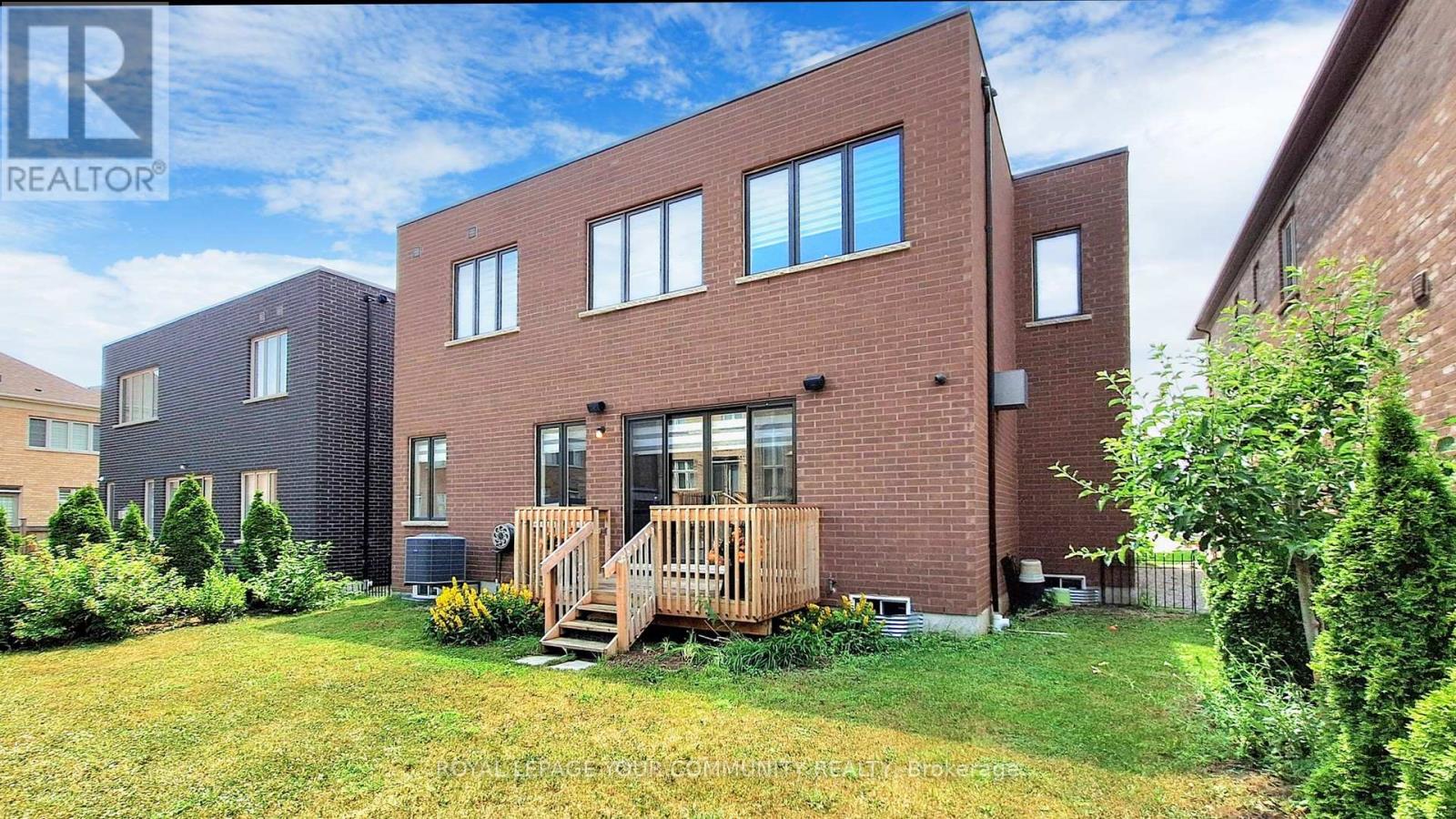 Single Family House for Sale in  CONGER STREET Vaughan (Patterson) 