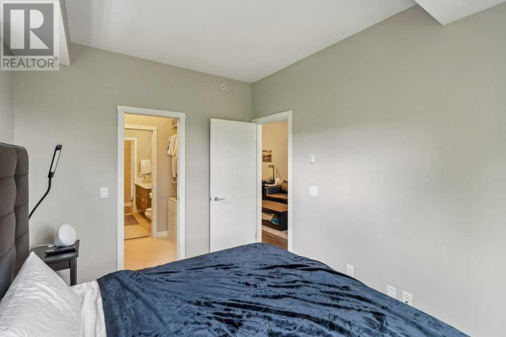 Single Family House for Sale in    Avenue NW Sunnyside Calgary 