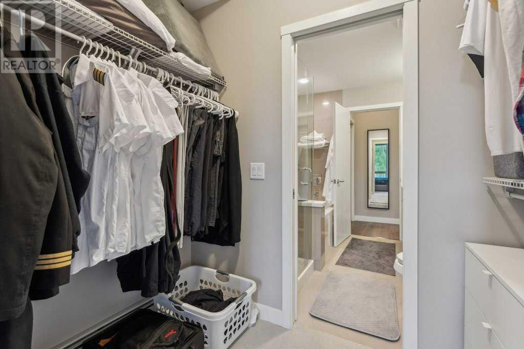 Single Family House for Sale in    Avenue NW Sunnyside Calgary 