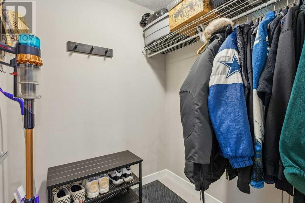 Single Family House for Sale in    Avenue NW Sunnyside Calgary 