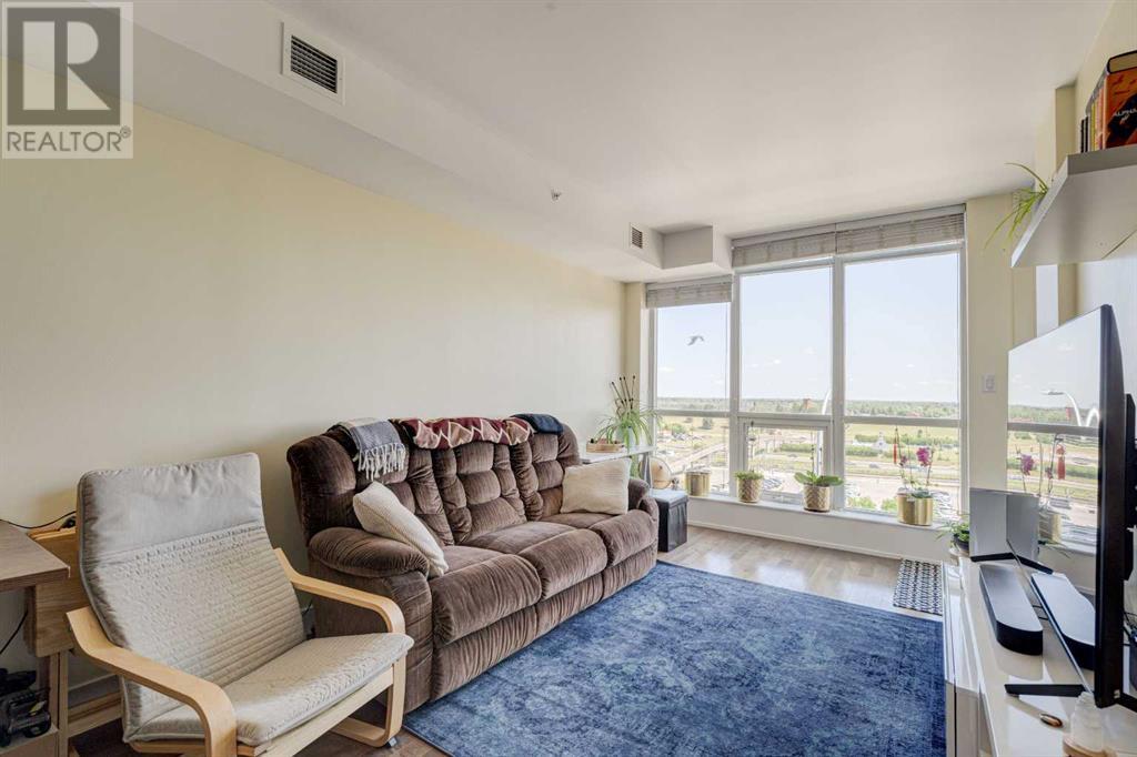 Single Family House for Sale in   Shawnee Hill SW Shawnee Slopes Calgary 