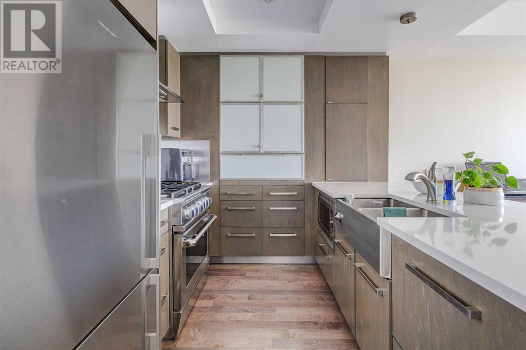 Single Family House for Sale in   Shawnee Hill SW Shawnee Slopes Calgary 
