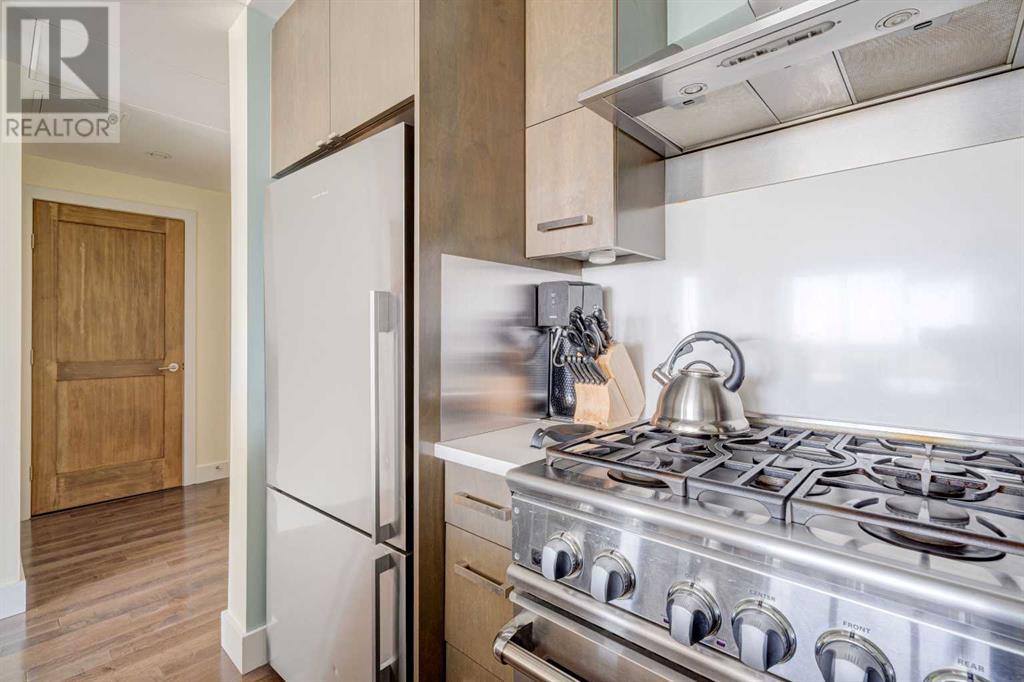 Single Family House for Sale in   Shawnee Hill SW Shawnee Slopes Calgary 
