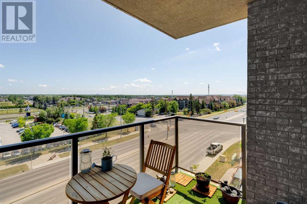 Single Family House for Sale in   Shawnee Hill SW Shawnee Slopes Calgary 