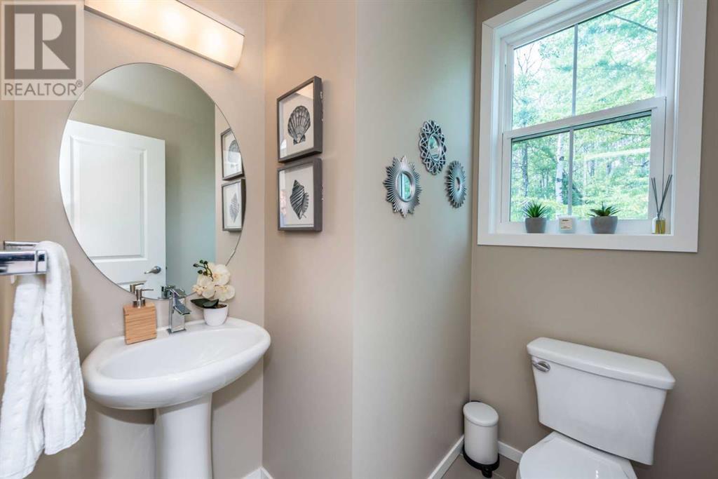 Single Family House for Sale in  Ascot Circle SW Aspen Woods Calgary 