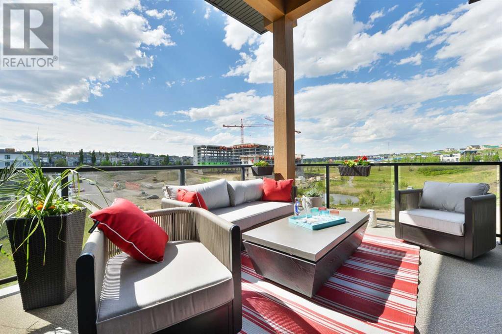 Single Family House for Sale in    Avenue SW Springbank Hill Calgary 