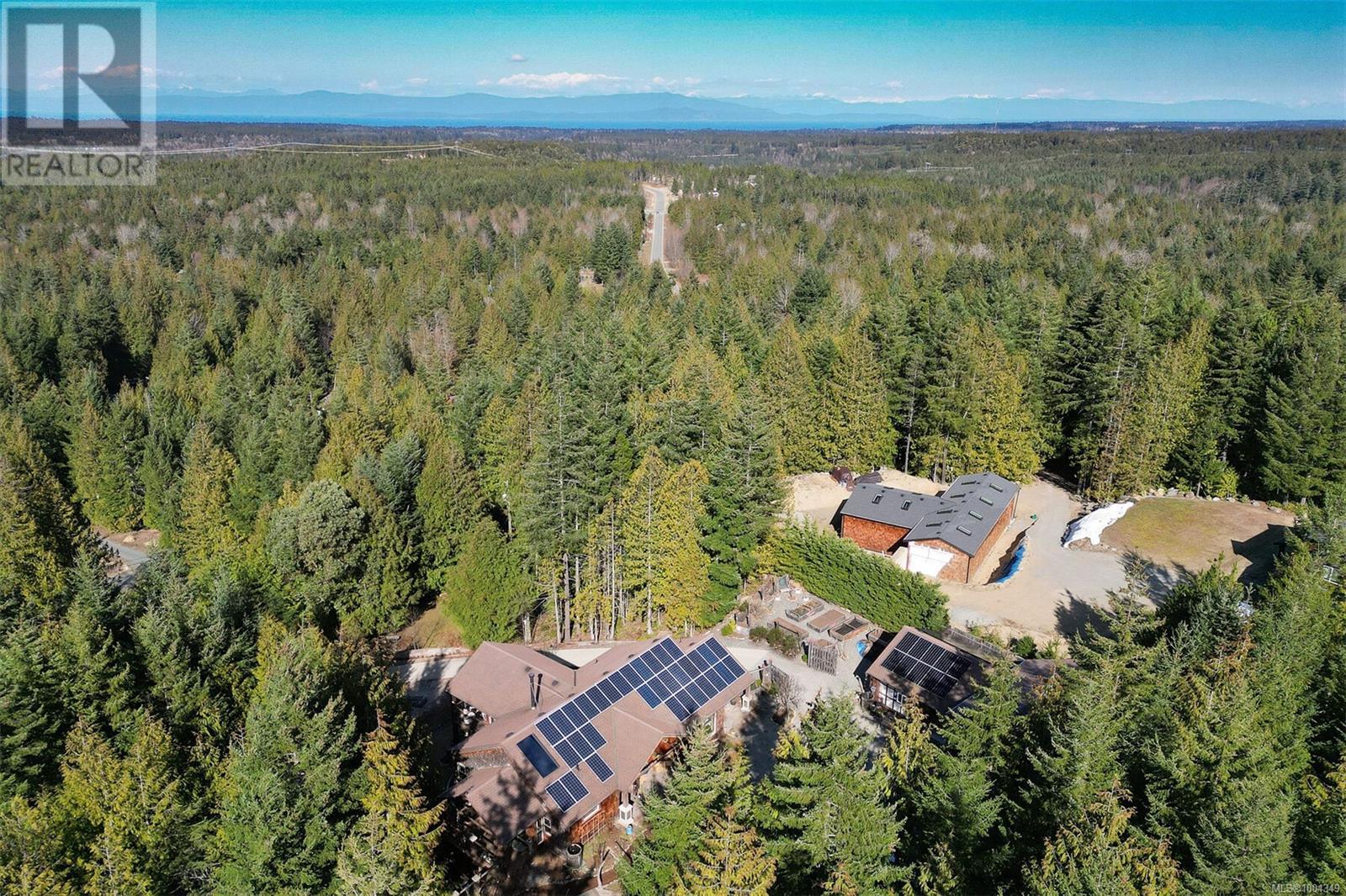 Photo 68 of 1860 Ashling Rd, Qualicum Beach BC