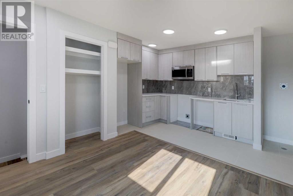 Single Family House for Sale in   Avenue SW Richmond Calgary 