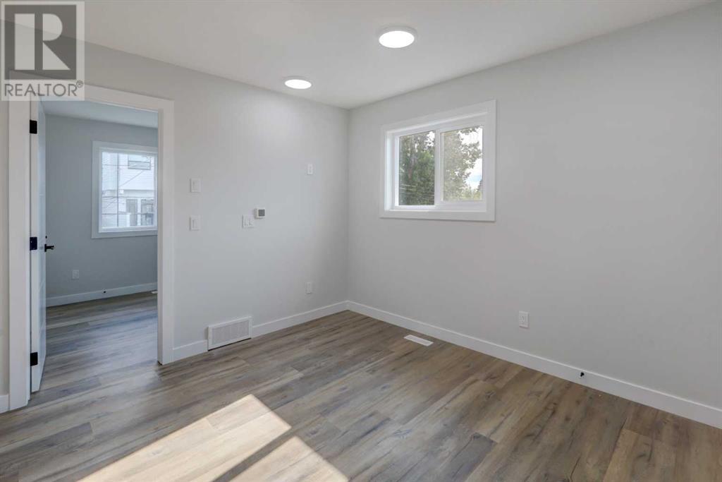 Single Family House for Sale in   Avenue SW Richmond Calgary 