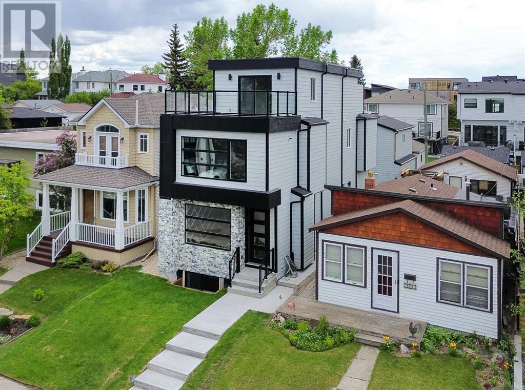 Single Family House for Sale in   Avenue SW Richmond Calgary 