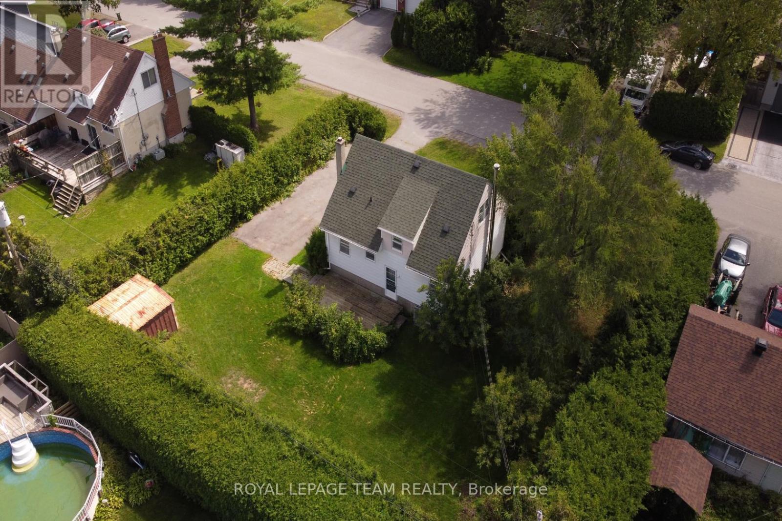 Photo 28 of 113 Rita Avenue, Ottawa ON