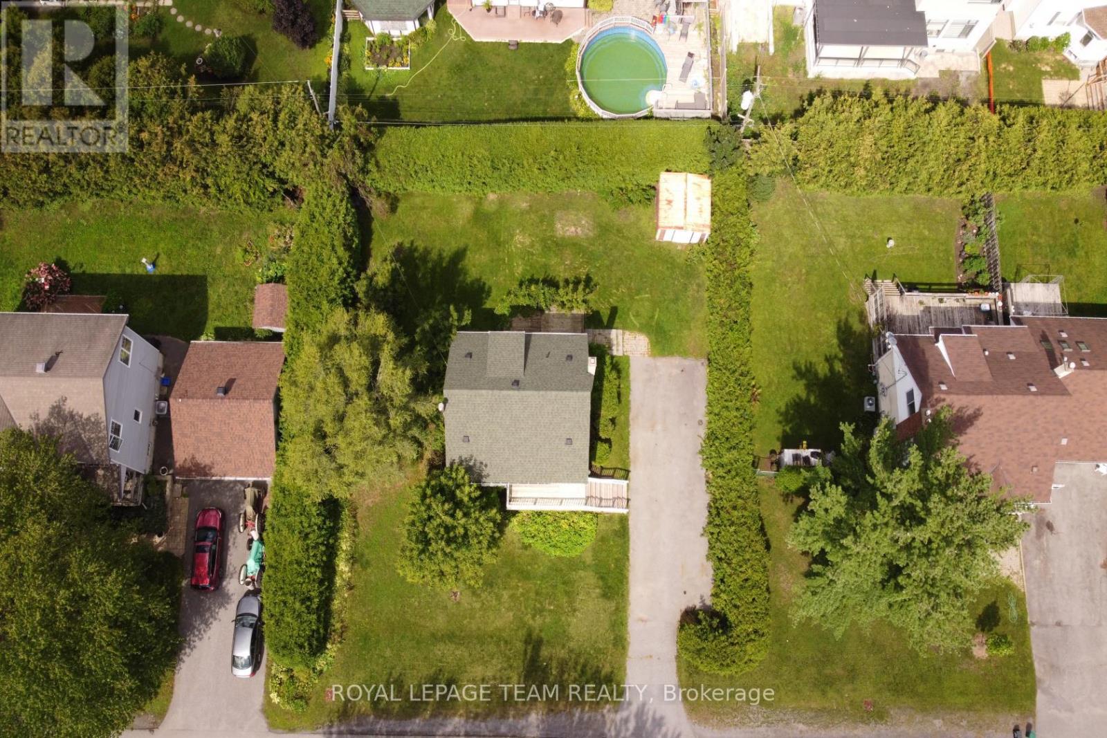 Photo 12 of 113 Rita Avenue, Ottawa ON