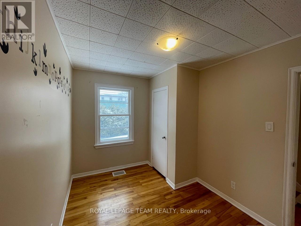 Photo 25 of 113 Rita Avenue, Ottawa ON