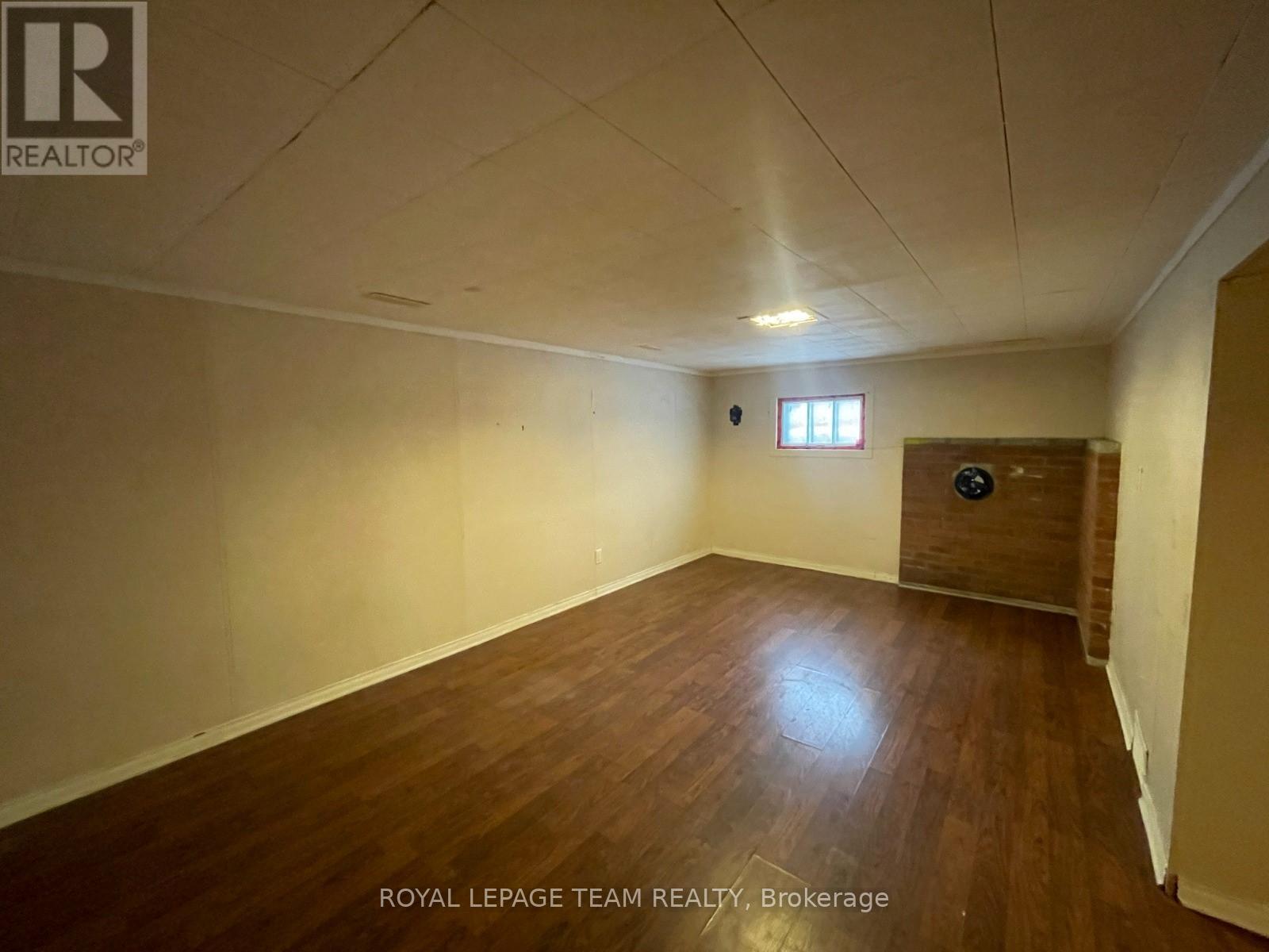 Photo 15 of 113 Rita Avenue, Ottawa ON