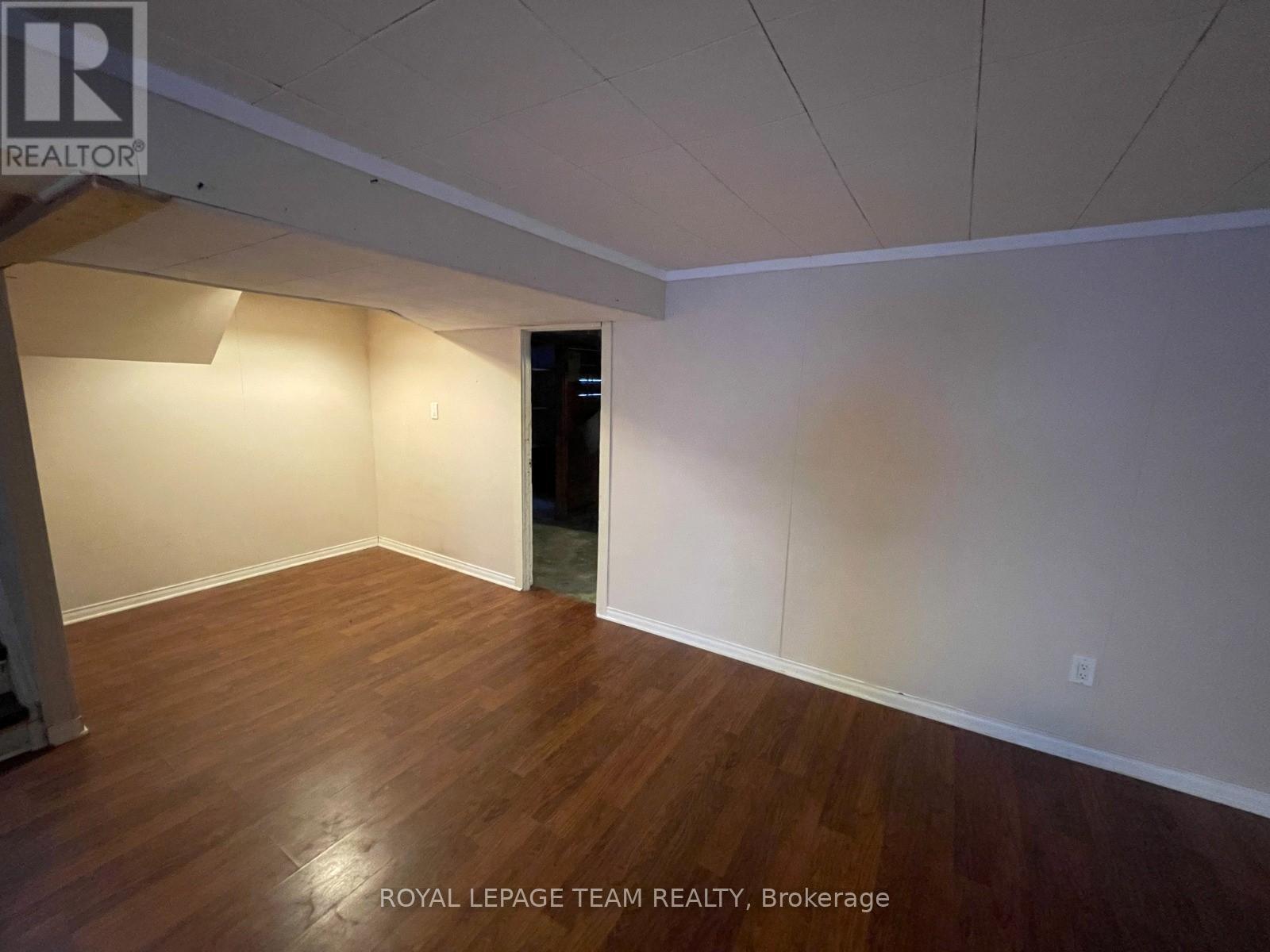 Photo 20 of 113 Rita Avenue, Ottawa ON