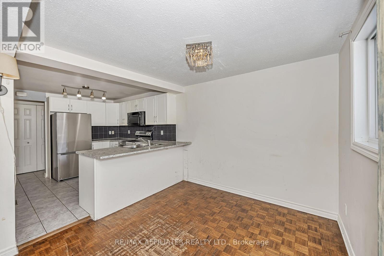 Photo 27 of 67 392 Garden Glen Private, Ottawa ON
