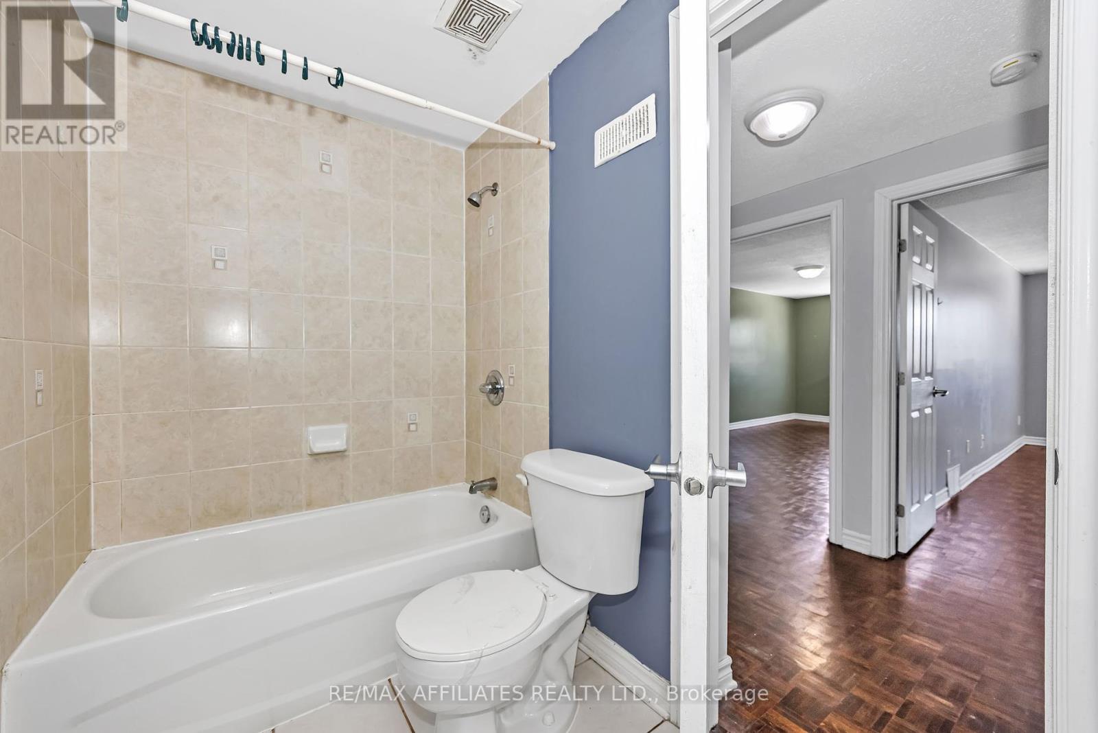 Photo 10 of 67 392 Garden Glen Private, Ottawa ON