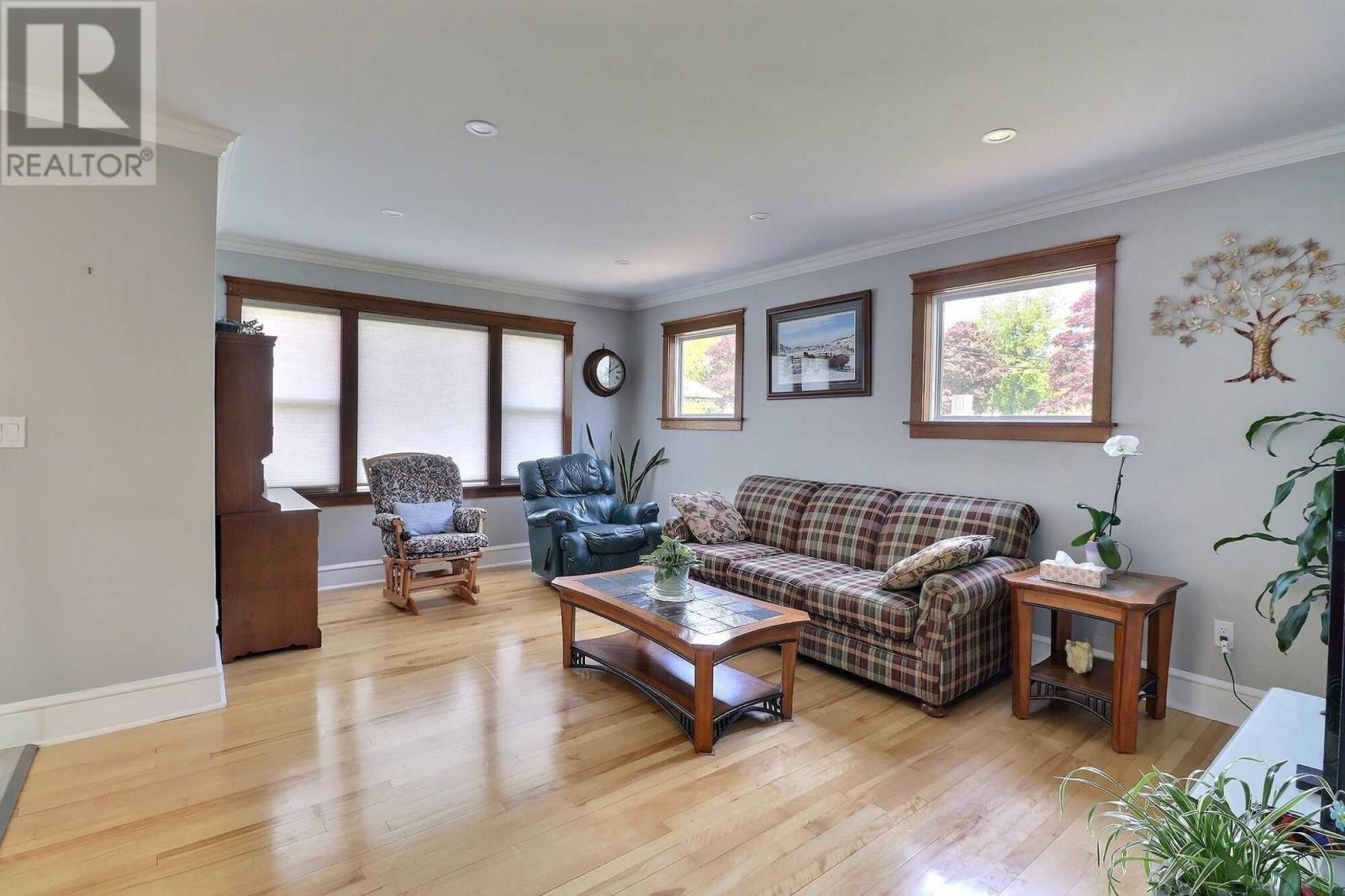 22 Maple Avenue - 3