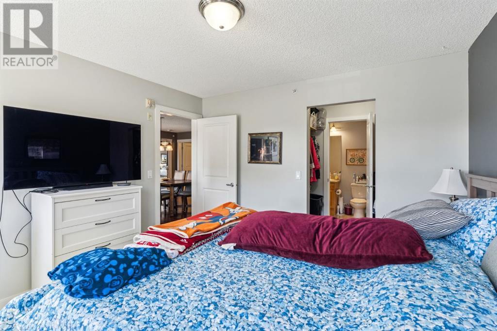 Single Family House for Sale in    Avenue SW Garrison Woods Calgary 