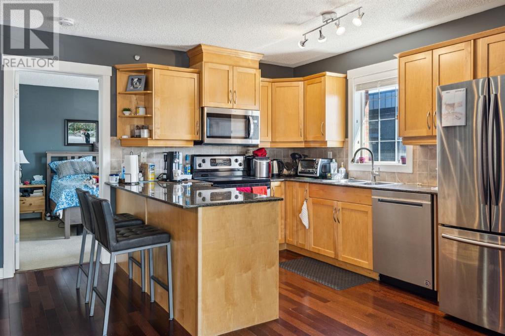 Single Family House for Sale in    Avenue SW Garrison Woods Calgary 