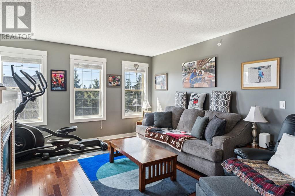 Single Family House for Sale in    Avenue SW Garrison Woods Calgary 