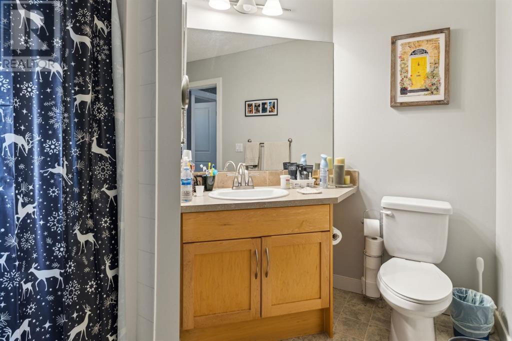Single Family House for Sale in    Avenue SW Garrison Woods Calgary 