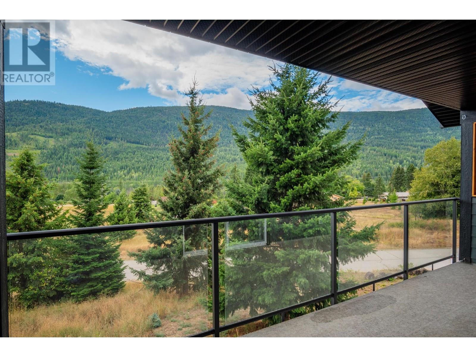 1955 SANDY Road, Castlegar