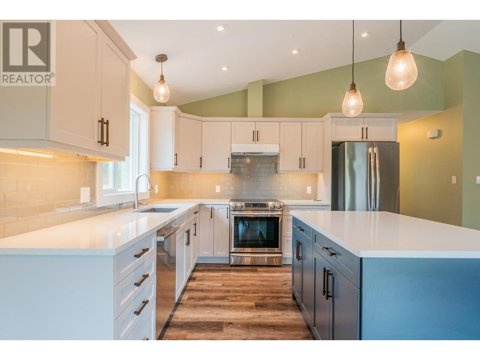 1955 SANDY Road, Castlegar