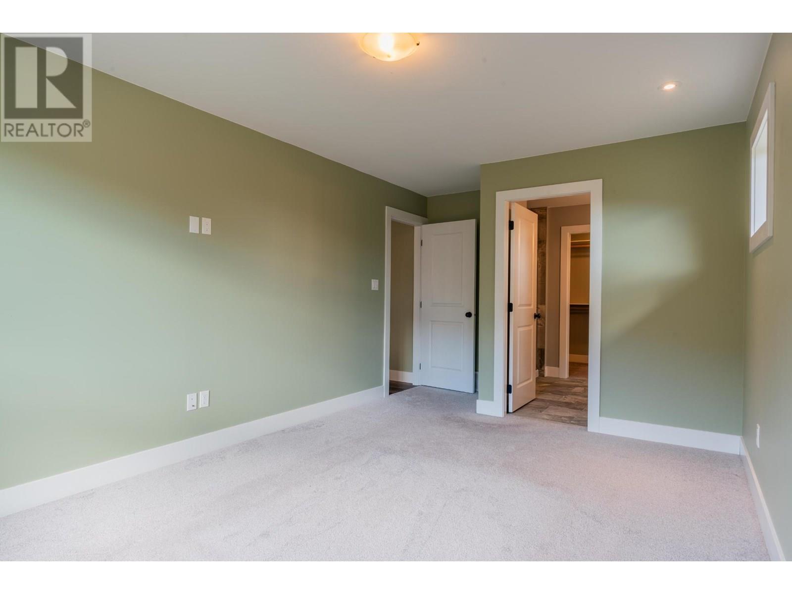 1955 SANDY Road, Castlegar