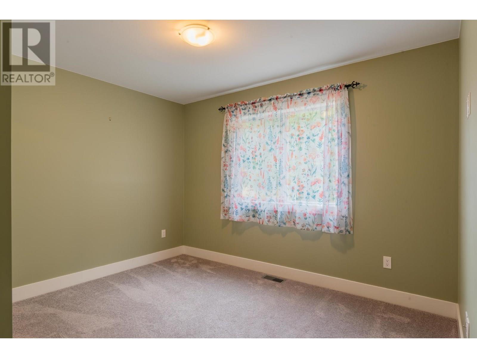 1955 SANDY Road, Castlegar