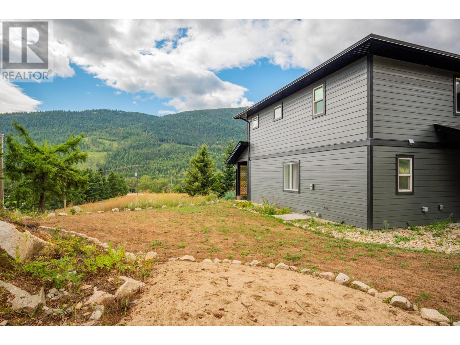 1955 SANDY Road, Castlegar