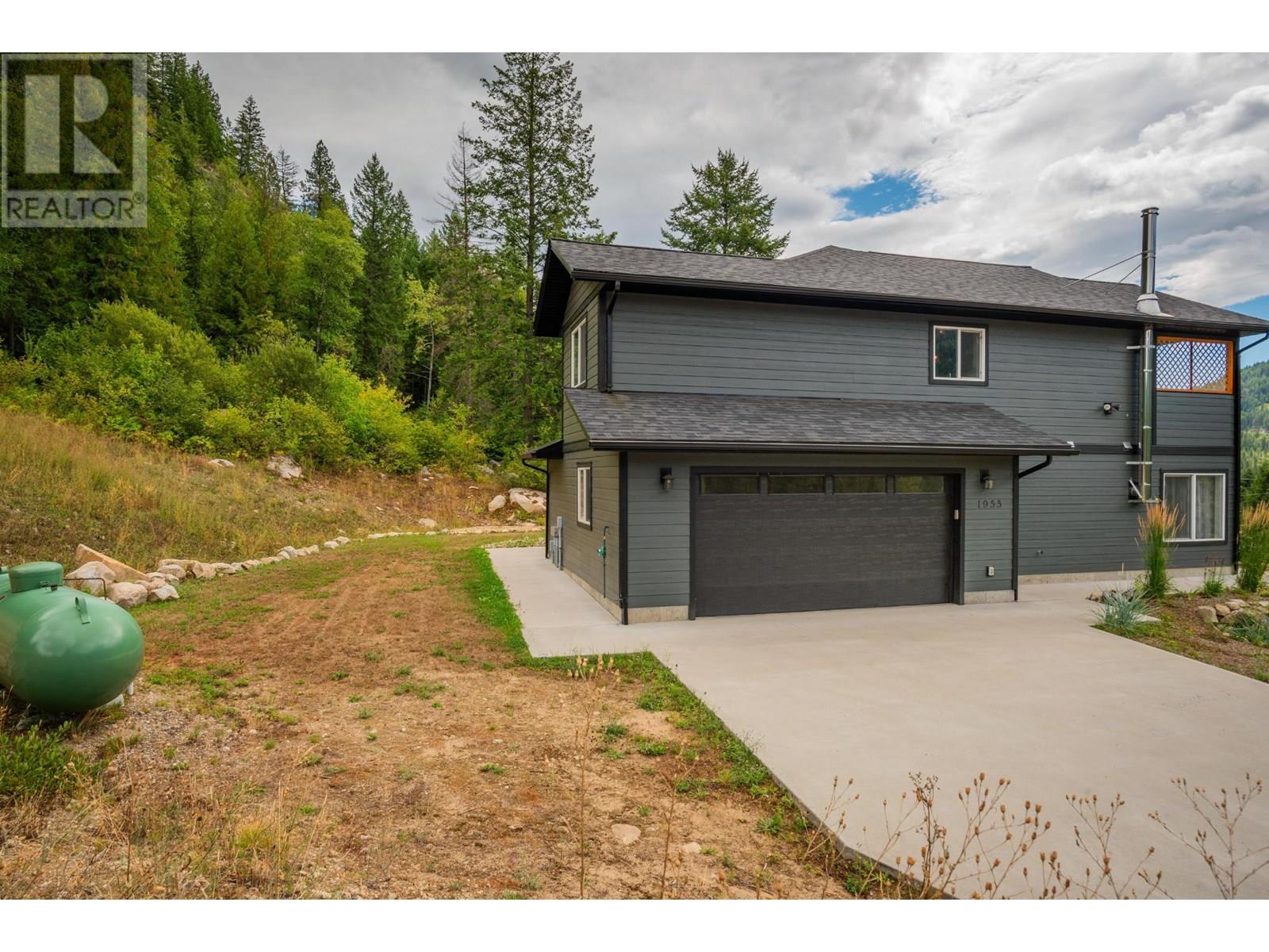 1955 SANDY Road, Castlegar