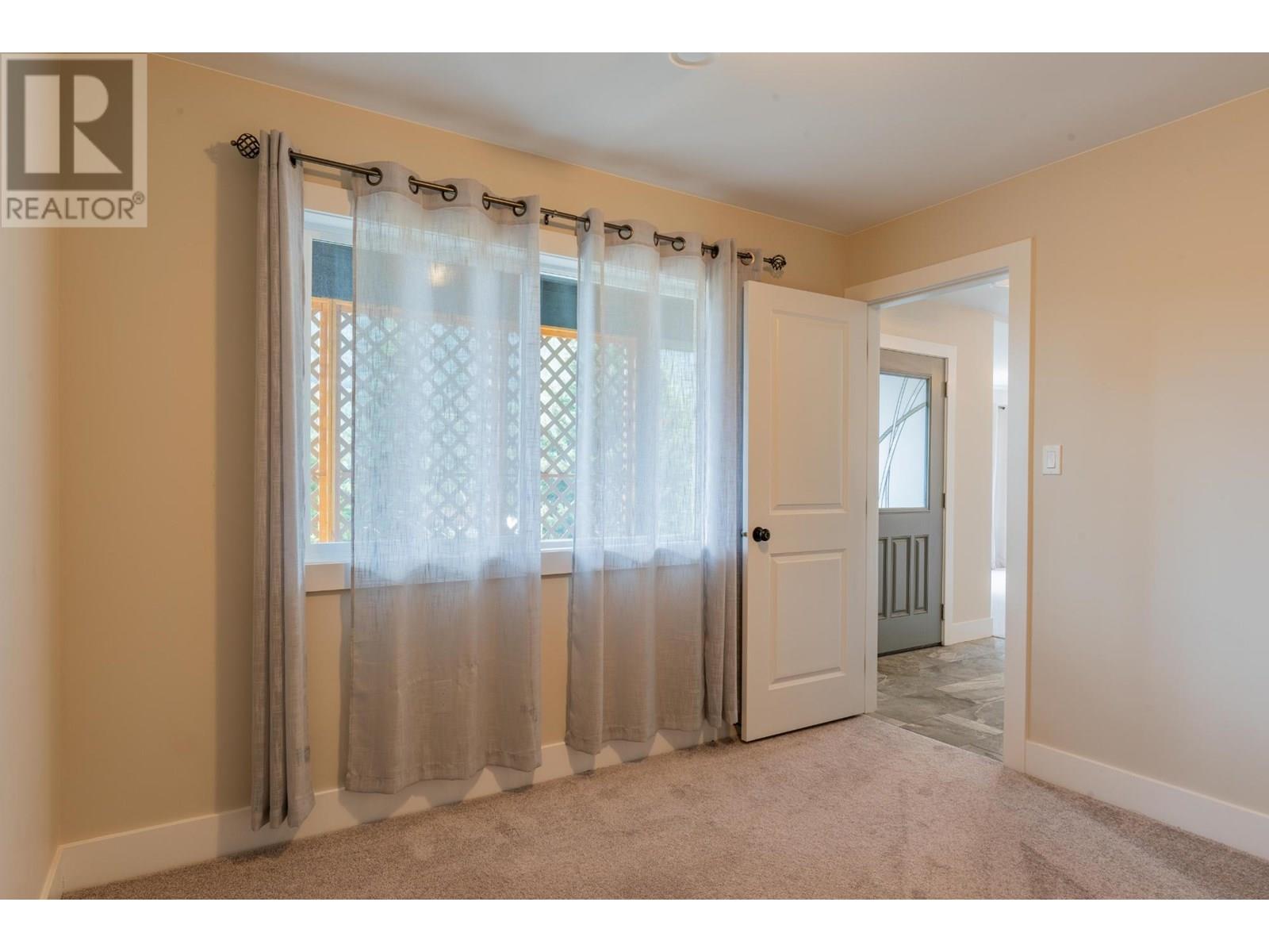 1955 SANDY Road, Castlegar