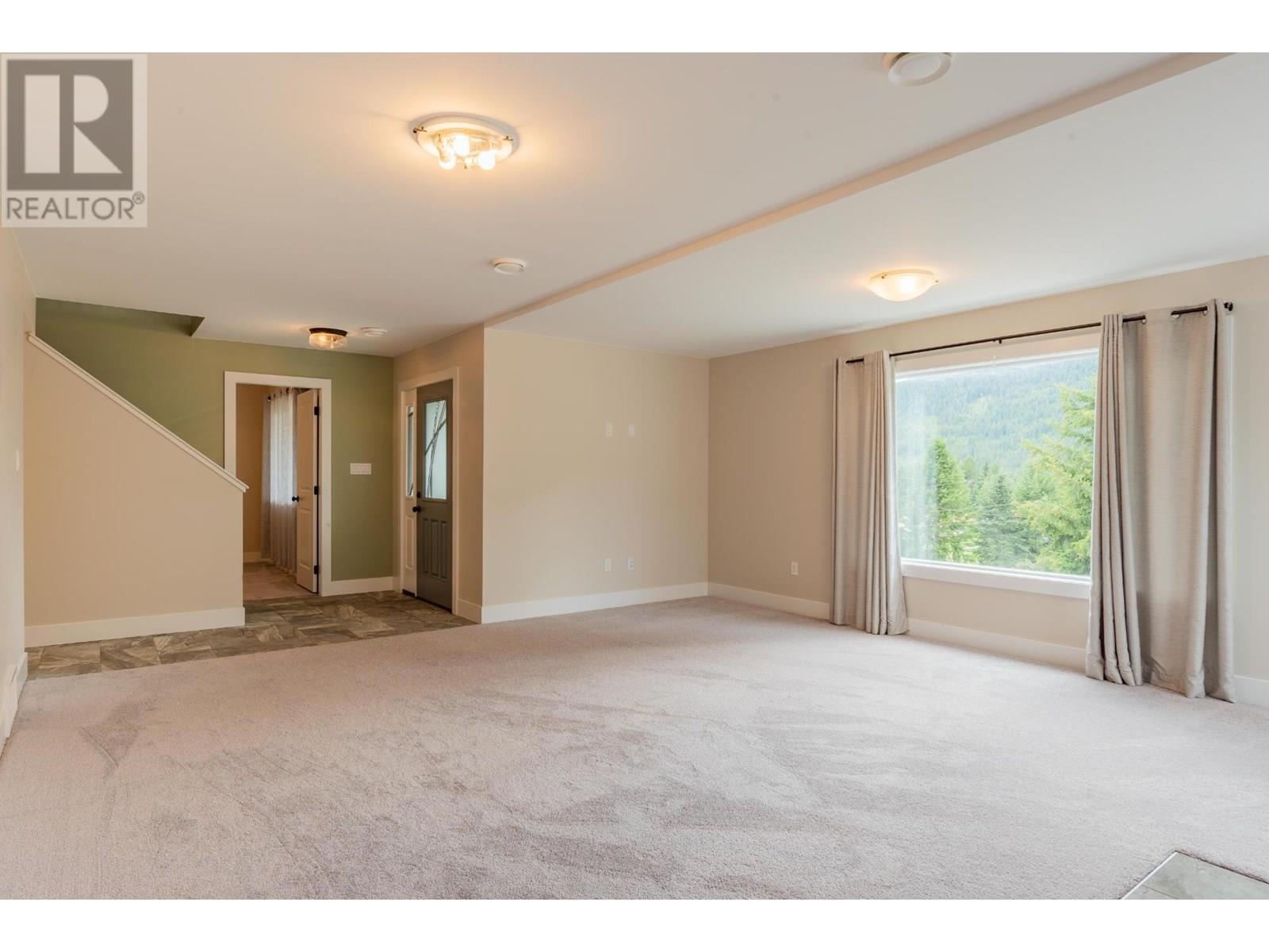 1955 SANDY Road, Castlegar