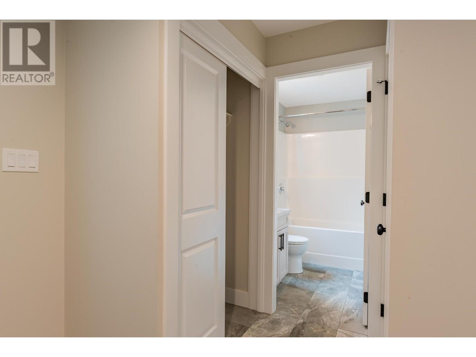1955 SANDY Road, Castlegar