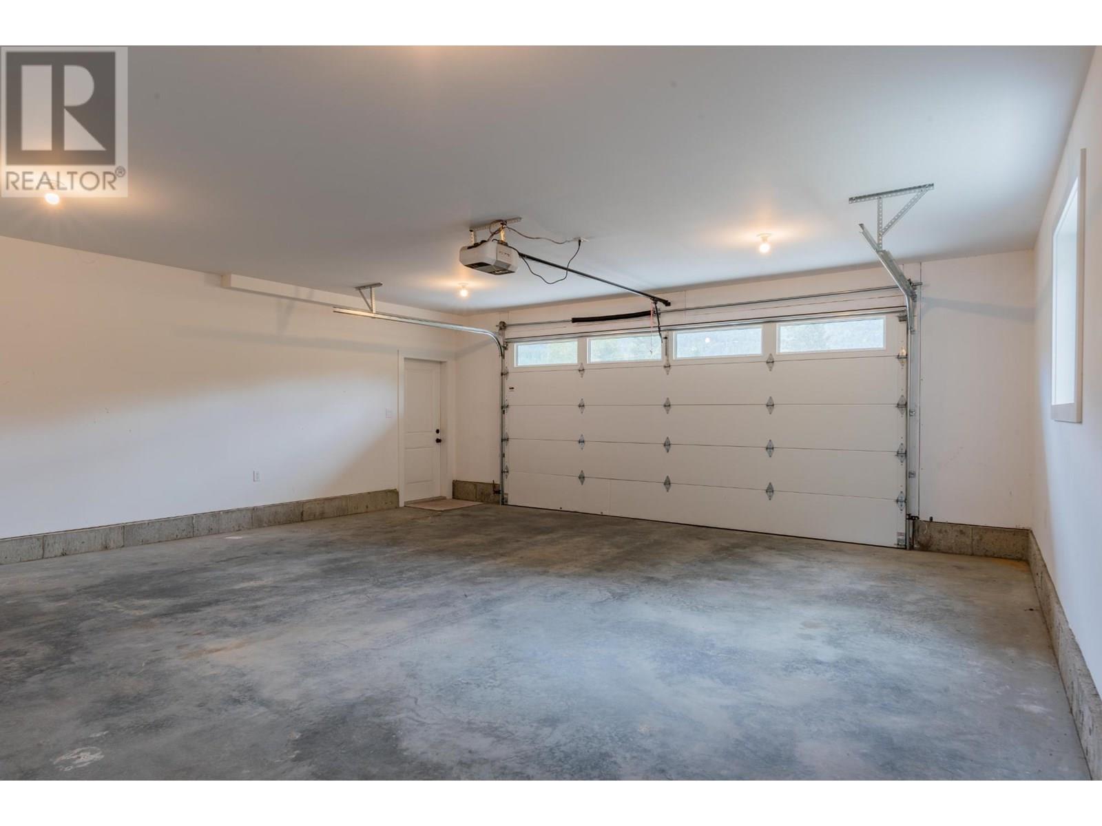 1955 SANDY Road, Castlegar