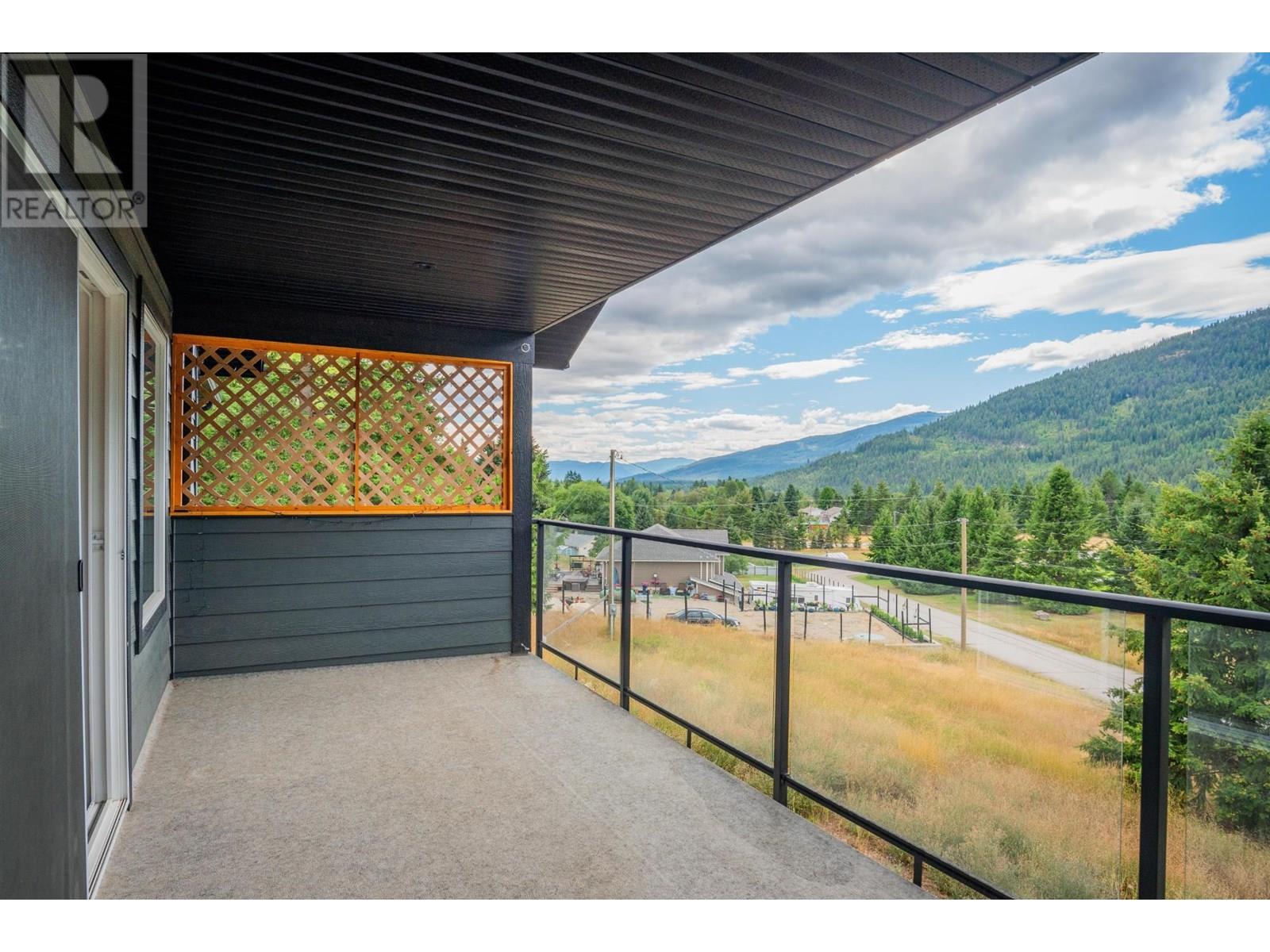 1955 SANDY Road, Castlegar